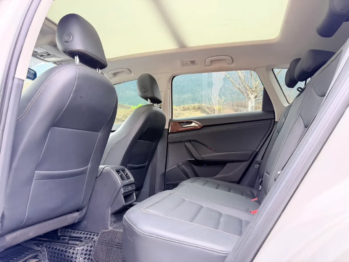 2022 Ford Transit 2.0T 202HP L4 6AT,autocango,china used car exporter,china ev exporter,chinese used car exporter,chinese used ev exporter