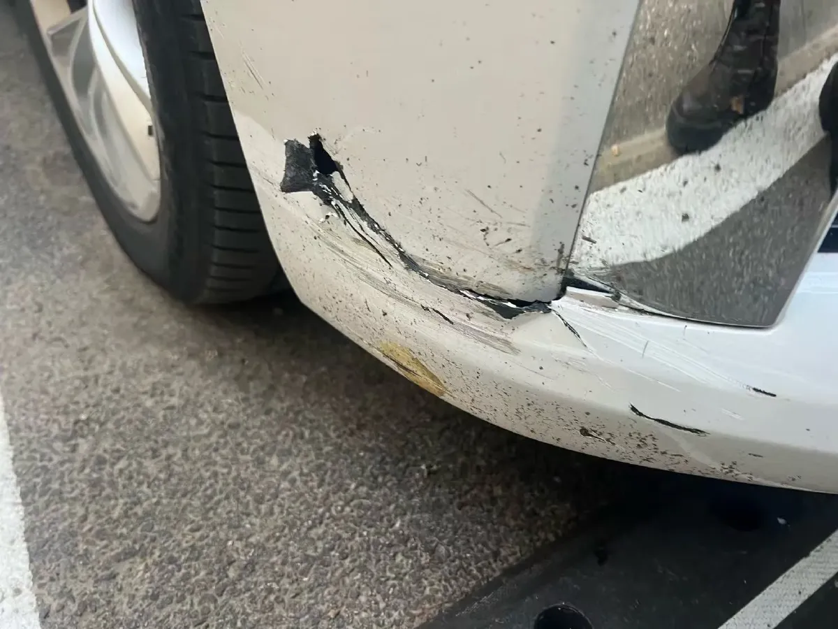 2022 Voyah Dream BEV 82KWH,autocango,china used car exporter,china ev exporter,chinese used car exporter,chinese used ev exporter