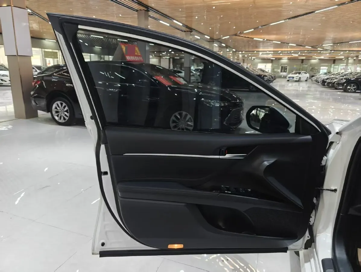 2021 Toyota Camry 2.0L 178HP L4 CVT,autocango,china used car exporter,china ev exporter,chinese used car exporter,chinese used ev exporter