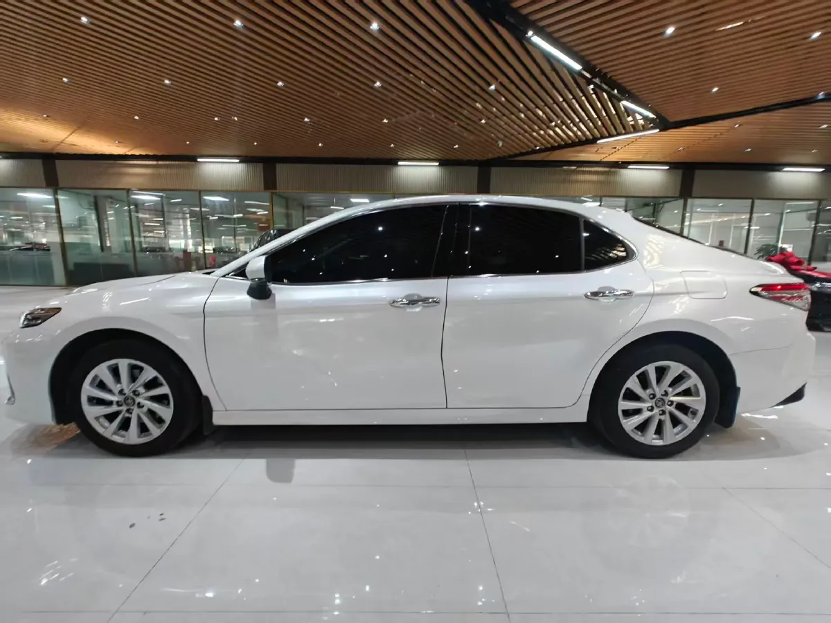 2021 Toyota Camry 2.0L 178HP L4 CVT,autocango,china used car exporter,china ev exporter,chinese used car exporter,chinese used ev exporter