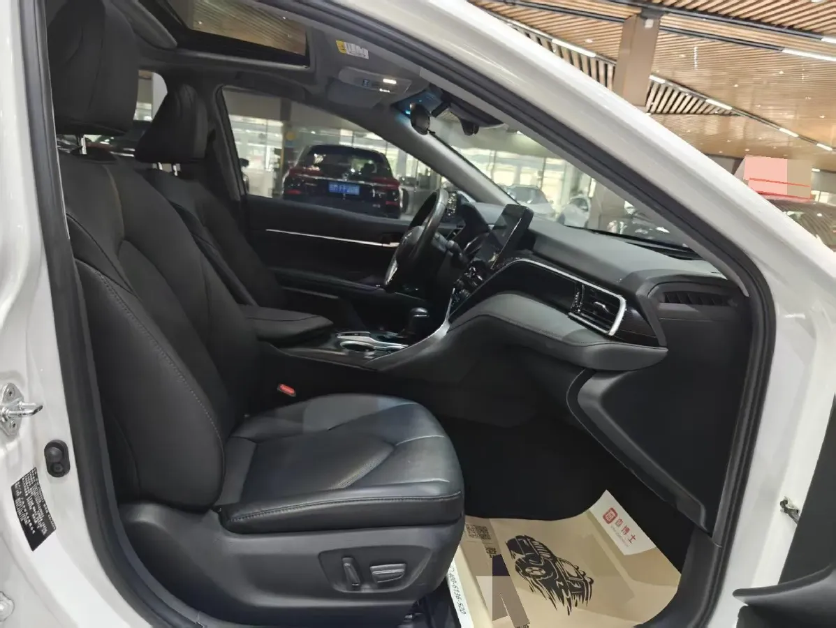 2021 Toyota Camry 2.0L 178HP L4 CVT,autocango,china used car exporter,china ev exporter,chinese used car exporter,chinese used ev exporter