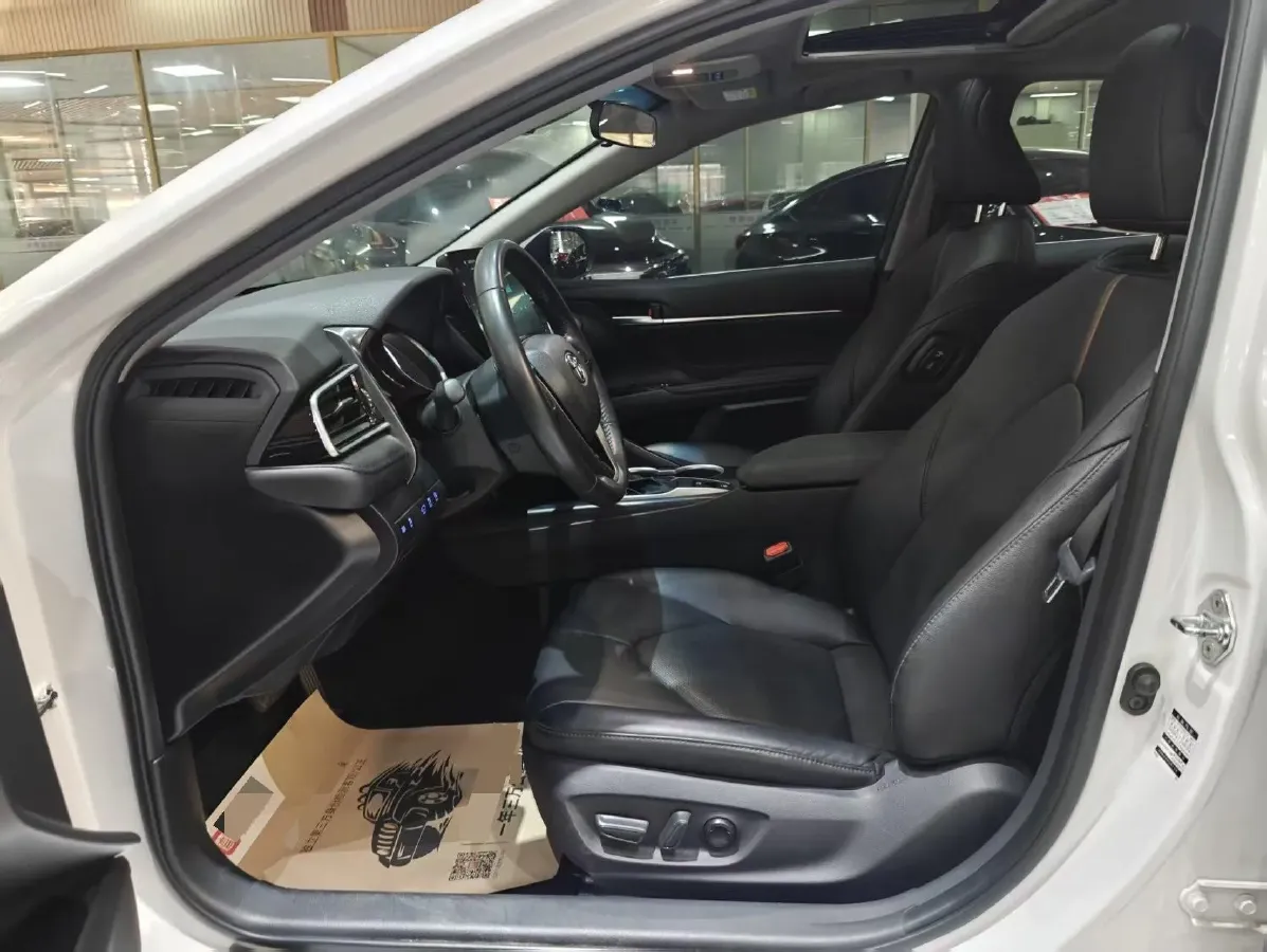 2021 Toyota Camry 2.0L 178HP L4 CVT,autocango,china used car exporter,china ev exporter,chinese used car exporter,chinese used ev exporter