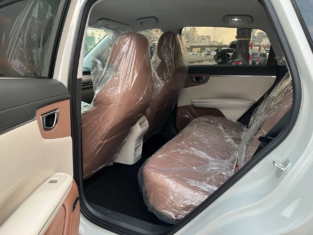 2025 WuLing HongGuang New Energy REEV 99HP REEV,autocango,china used car exporter,china ev exporter,chinese used car exporter,chinese used ev exporter