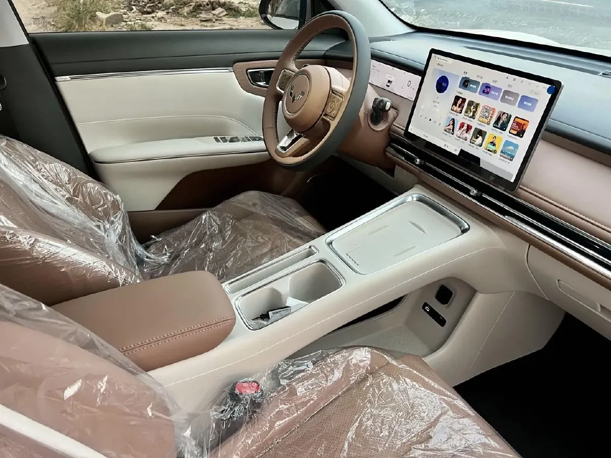 2025 WuLing HongGuang New Energy REEV 99HP REEV,autocango,china used car exporter,china ev exporter,chinese used car exporter,chinese used ev exporter