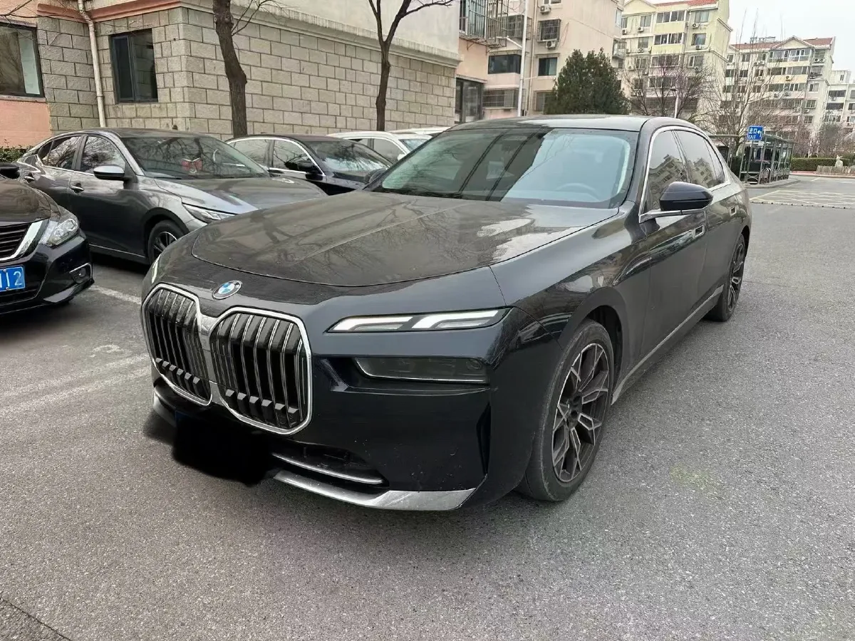 2023 BMW 7 Series 3.0T 272HP L6 8AT,autocango,china used car exporter,china ev exporter,chinese used car exporter,chinese used ev exporter