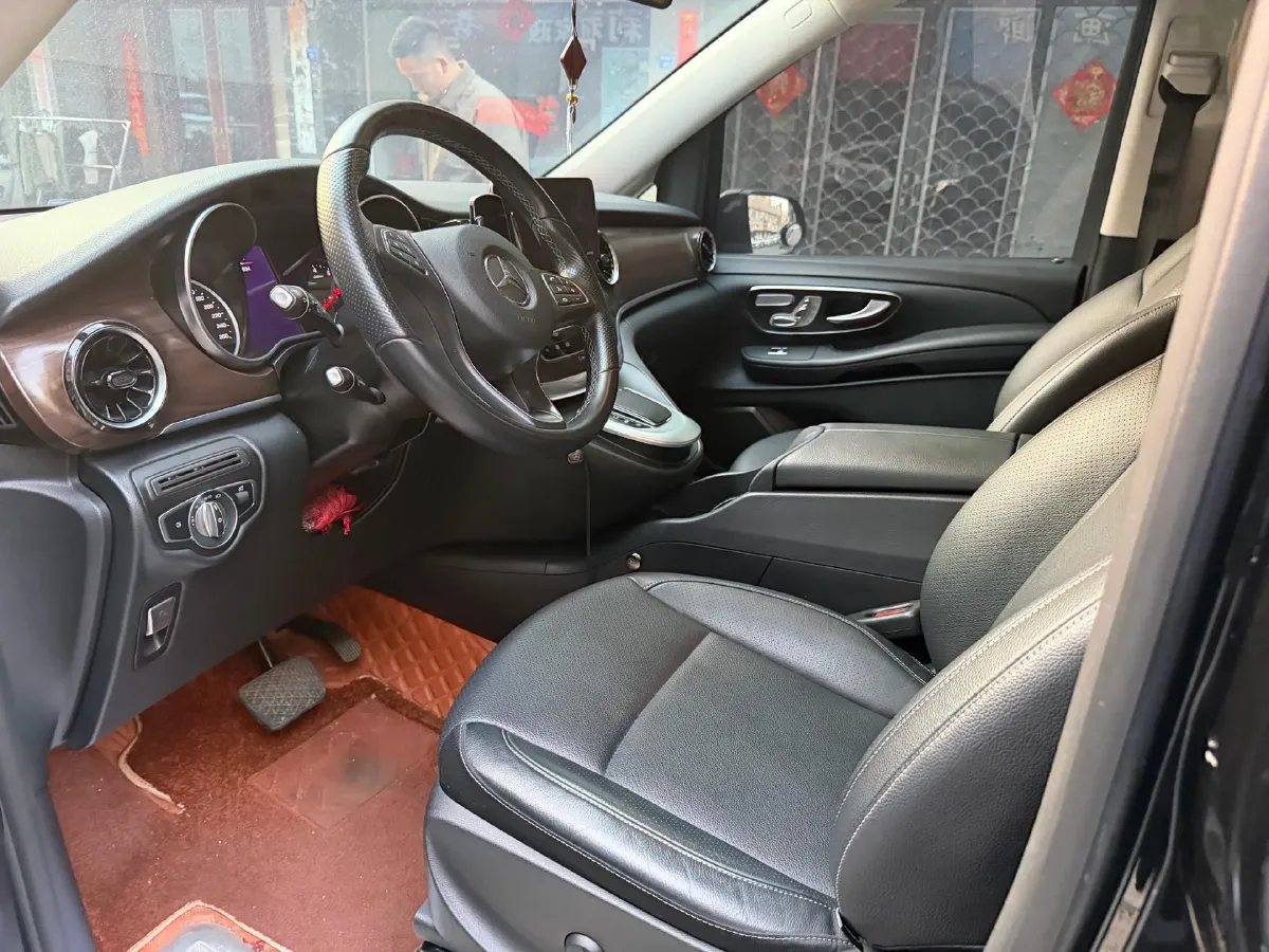 2021 Mercedes-Benz V Class 2.0T 211HP L4 9AT,autocango,china used car exporter,china ev exporter,chinese used car exporter,chinese used ev exporter