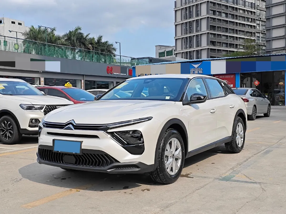 2025 Geely Preface 1.5T 181HP L4 7DCT,autocango,china used car exporter,china ev exporter,chinese used car exporter,chinese used ev exporter
