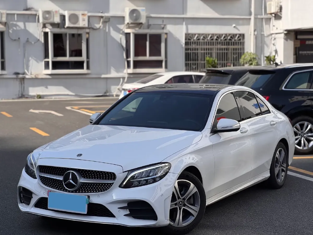2021 Mercedes-Benz C Class 1.5T 184HP L4 9AT,autocango,china used car exporter,china ev exporter,chinese used car exporter,chinese used ev exporter