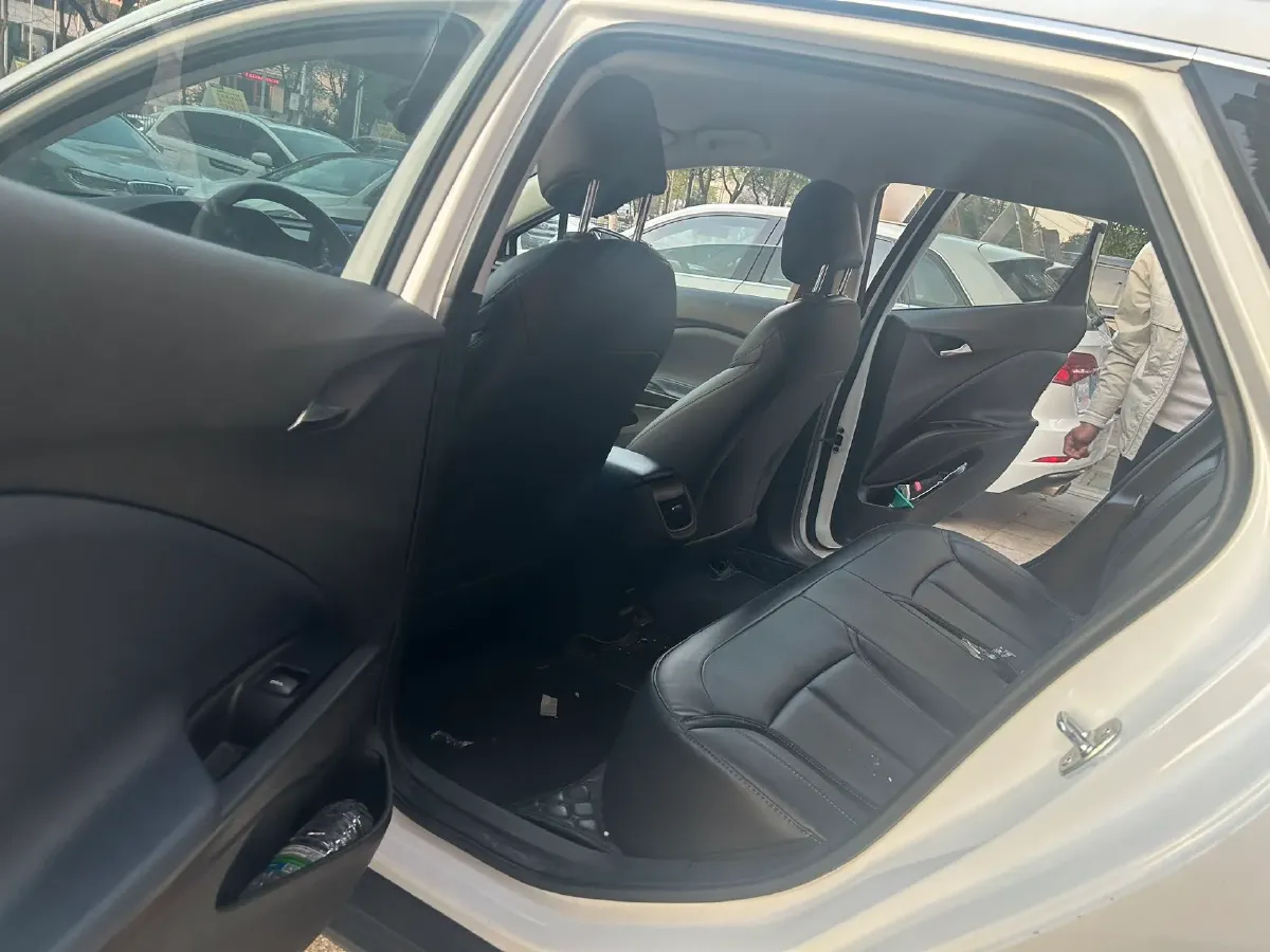 2024 Buick Velite 6 BEV 50.3KWH,autocango,china used car exporter,china ev exporter,chinese used car exporter,chinese used ev exporter