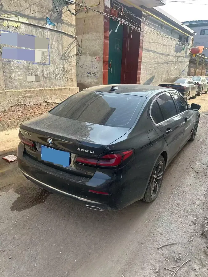 2022 BMW 5 Series 2.0T 252HP L4 8AT,autocango,china used car exporter,china ev exporter,chinese used car exporter,chinese used ev exporter