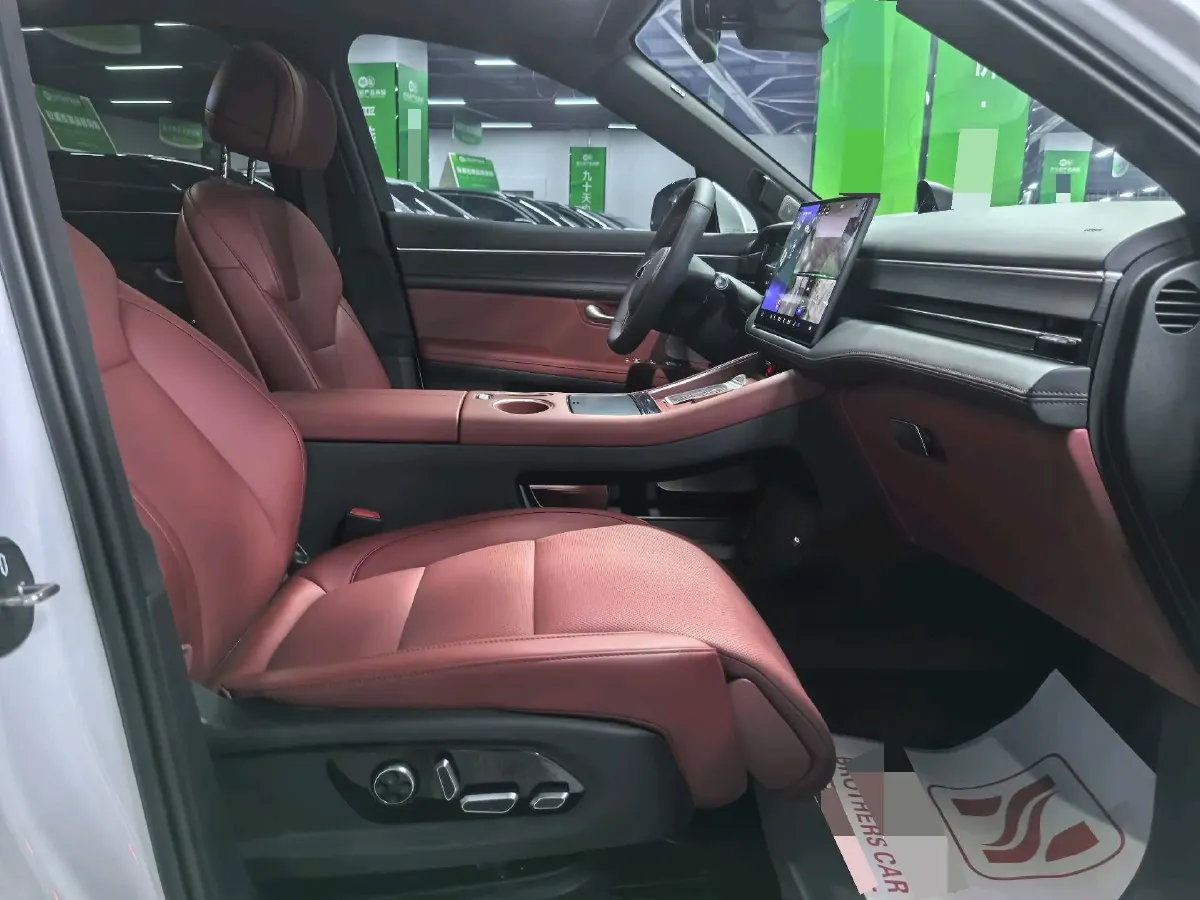 2025 AITO AITO M5 1.5T 152HP L4 REEV 42KWH,autocango,china used car exporter,china ev exporter,chinese used car exporter,chinese used ev exporter