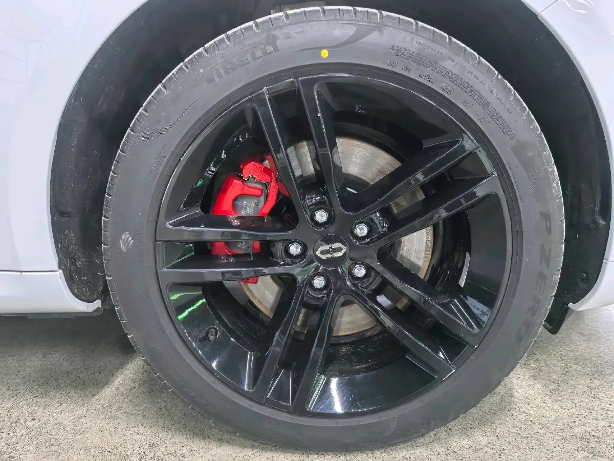 2025 AITO AITO M5 1.5T 152HP L4 REEV 42KWH,autocango,china used car exporter,china ev exporter,chinese used car exporter,chinese used ev exporter