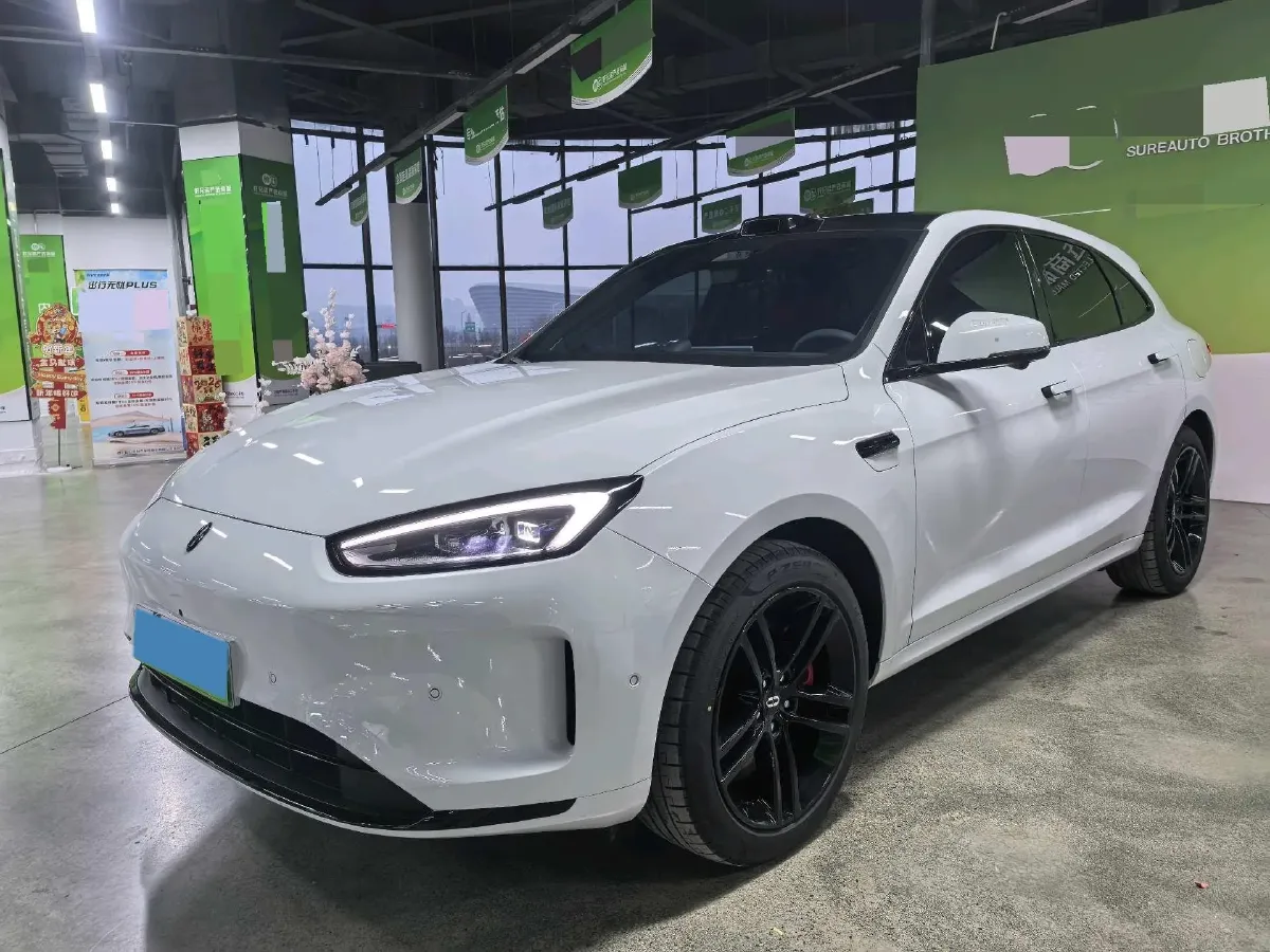 2025 AITO AITO M5 1.5T 152HP L4 REEV 42KWH,autocango,china used car exporter,china ev exporter,chinese used car exporter,chinese used ev exporter