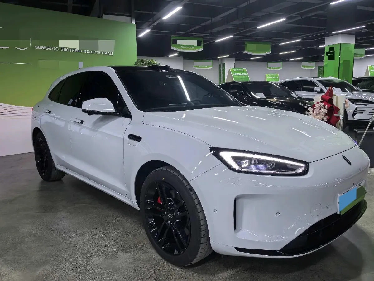 2025 AITO AITO M5 1.5T 152HP L4 REEV 42KWH,autocango,china used car exporter,china ev exporter,chinese used car exporter,chinese used ev exporter