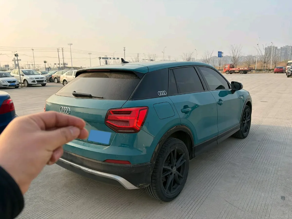 2021 Audi Q2L 1.4T 150HP L4 7DCT,autocango,china used car exporter,china ev exporter,chinese used car exporter,chinese used ev exporter