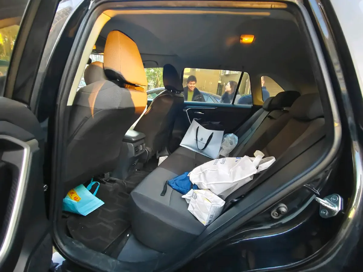 2020 Toyota RAV4 2.0L 171HP L4 CVT,autocango,china used car exporter,china ev exporter,chinese used car exporter,chinese used ev exporter