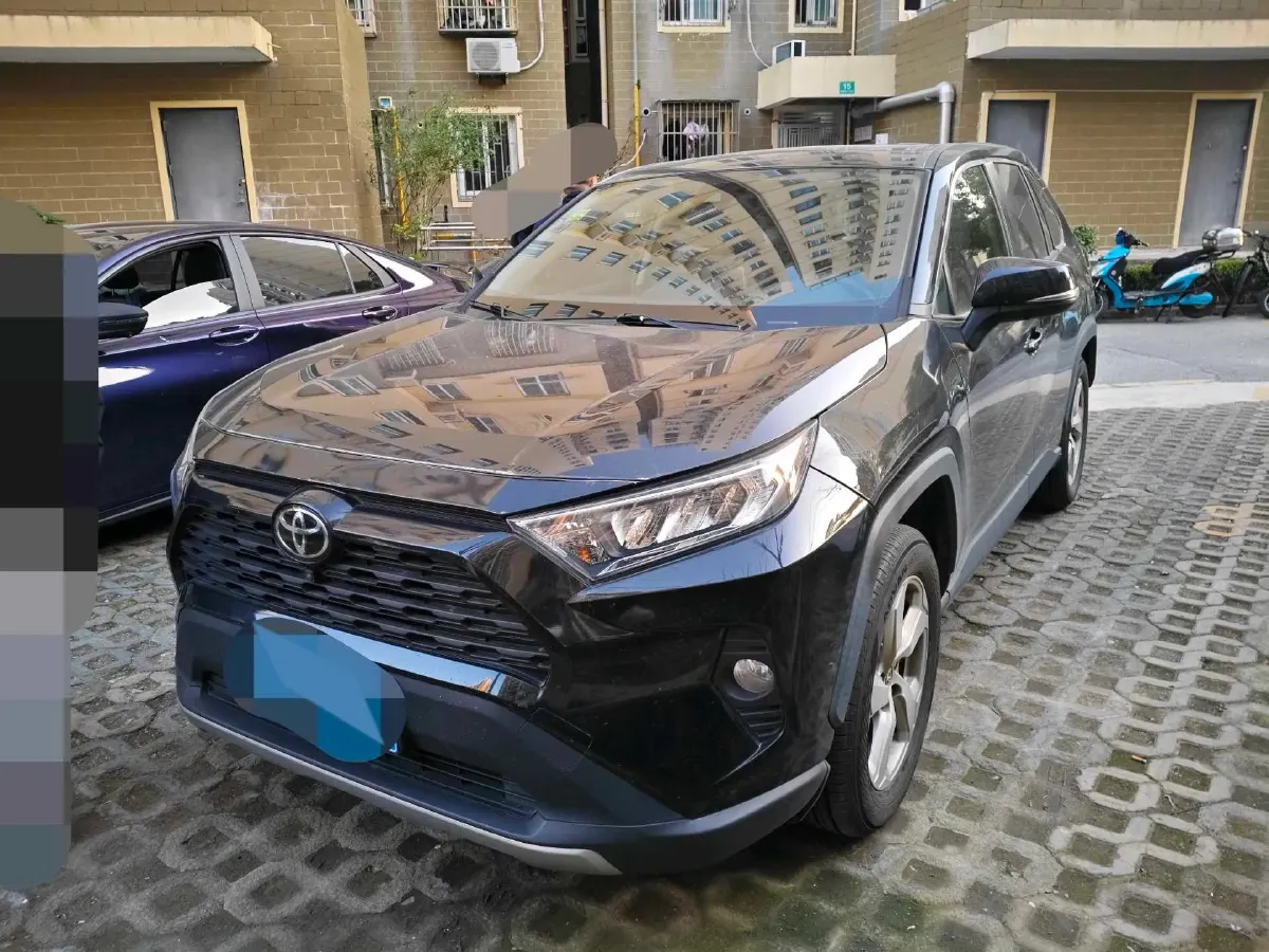2020 Toyota RAV4 2.0L 171HP L4 CVT,autocango,china used car exporter,china ev exporter,chinese used car exporter,chinese used ev exporter