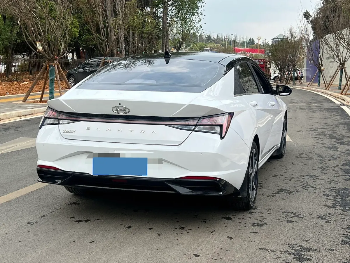 2021 Hyundai Elantra 1.5L 115HP L4 CVT,autocango,china used car exporter,china ev exporter,chinese used car exporter,chinese used ev exporter