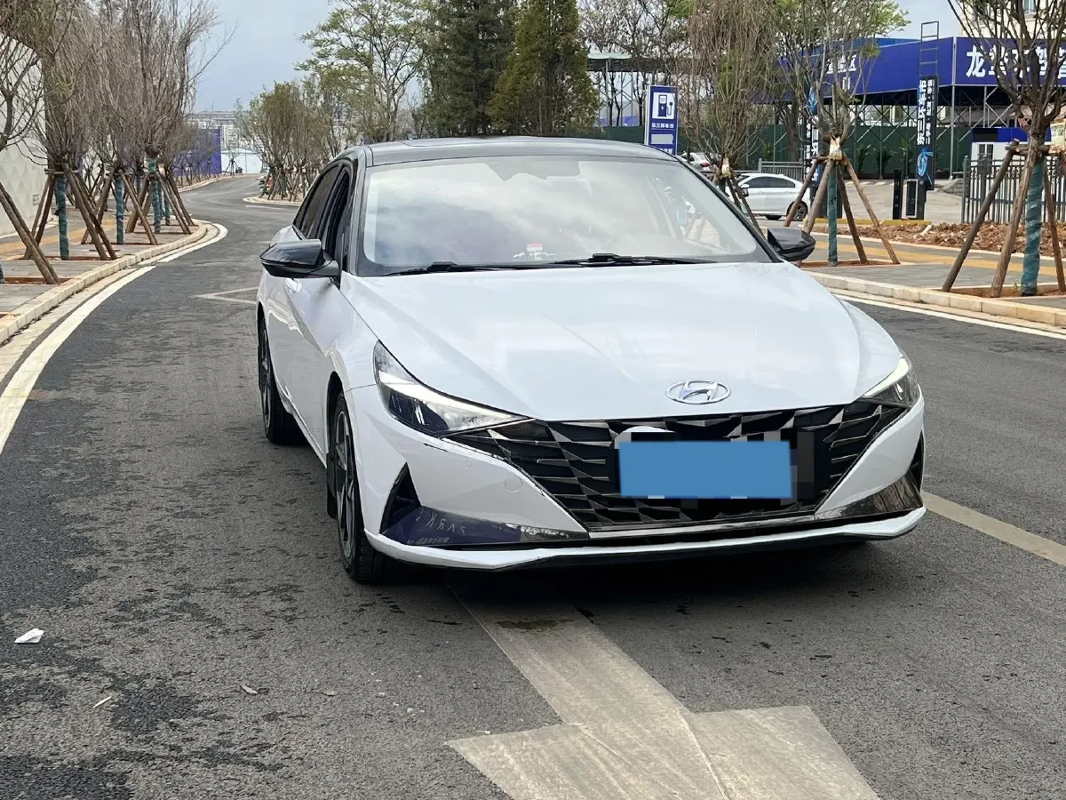 2021 Hyundai Elantra 1.5L 115HP L4 CVT,autocango,china used car exporter,china ev exporter,chinese used car exporter,chinese used ev exporter