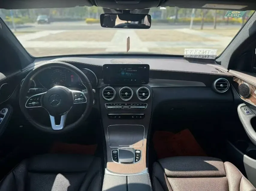 2020 Mercedes-Benz GLC Class 2.0T 258HP L4 9AT,autocango,china used car exporter,china ev exporter,chinese used car exporter,chinese used ev exporter