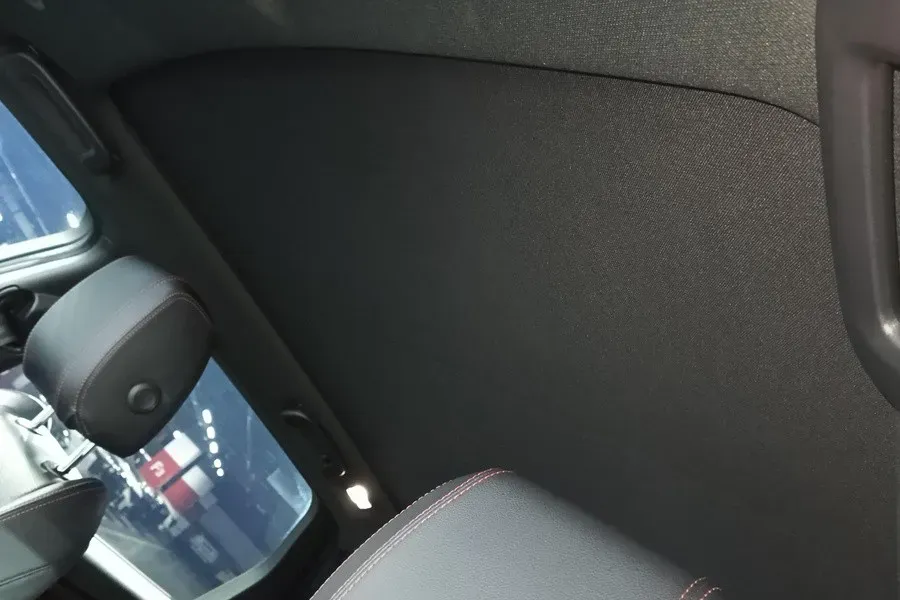 2021 Land Rover Discovery Sport 2.0T 249HP L4 9AT,autocango,china used car exporter,china ev exporter,chinese used car exporter,chinese used ev exporter