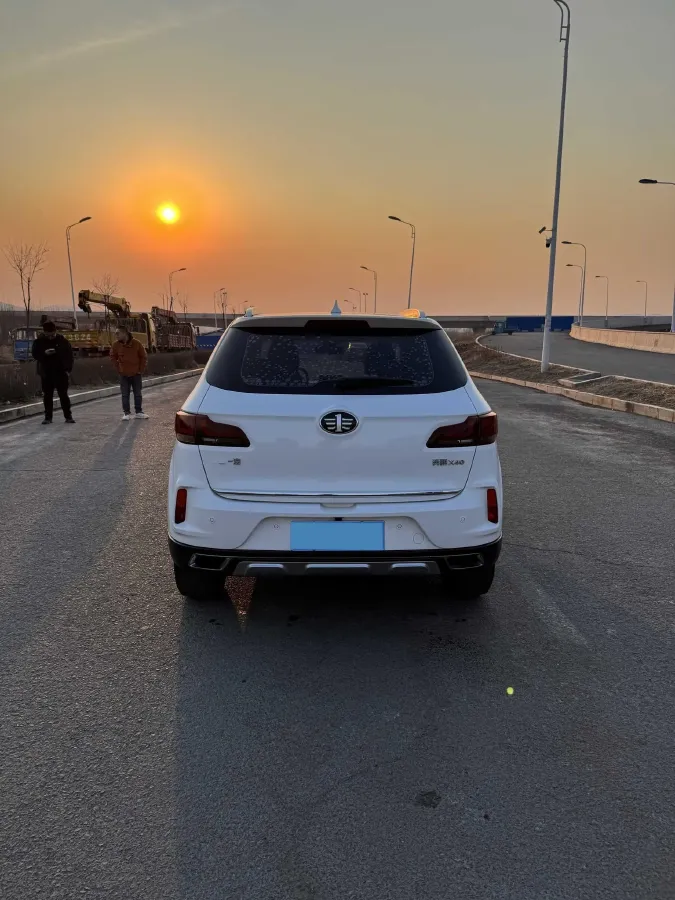 2019 Bestune X40 1.6L 114HP L4 6AT,autocango,china used car exporter,china ev exporter,chinese used car exporter,chinese used ev exporter