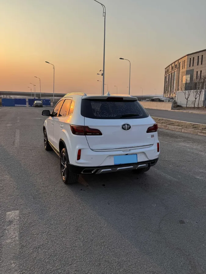 2019 Bestune X40 1.6L 114HP L4 6AT,autocango,china used car exporter,china ev exporter,chinese used car exporter,chinese used ev exporter