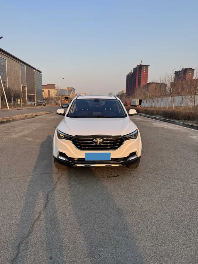 2019 Bestune X40 1.6L 114HP L4 6AT,autocango,china used car exporter,china ev exporter,chinese used car exporter,chinese used ev exporter