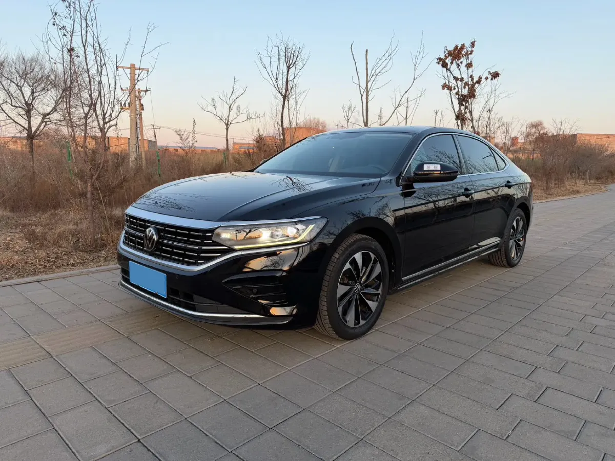 2023 Volkswagen Passat 1.4T 150HP L4 7DCT,autocango,china used car exporter,china ev exporter,chinese used car exporter,chinese used ev exporter