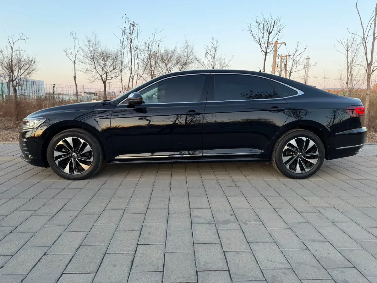 2023 Volkswagen Passat 1.4T 150HP L4 7DCT,autocango,china used car exporter,china ev exporter,chinese used car exporter,chinese used ev exporter
