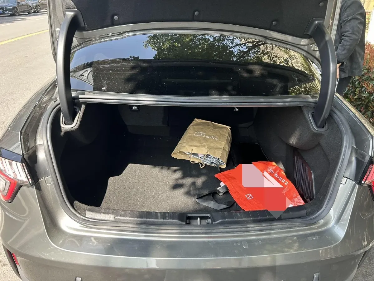 2022 LYNK&CO 03 1.5T 180HP L3 7DCT,autocango,china used car exporter,china ev exporter,chinese used car exporter,chinese used ev exporter