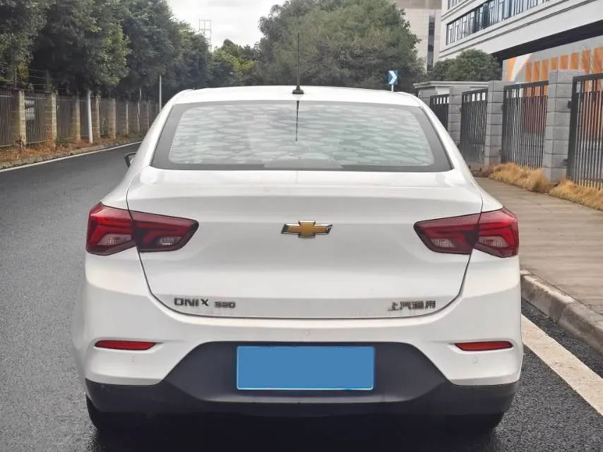 2021 Chevrolet Cavalier 1.3L 107HP L3 5MT,autocango,china used car exporter,china ev exporter,chinese used car exporter,chinese used ev exporter