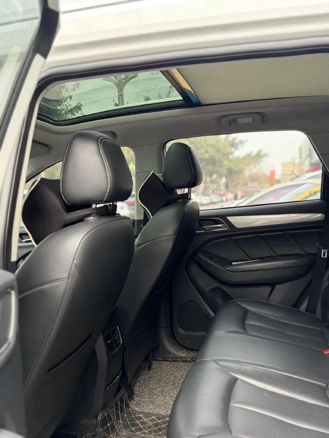 2018 Roewe RX5 1.5T 169HP L4 7DCT,autocango,china used car exporter,china ev exporter,chinese used car exporter,chinese used ev exporter