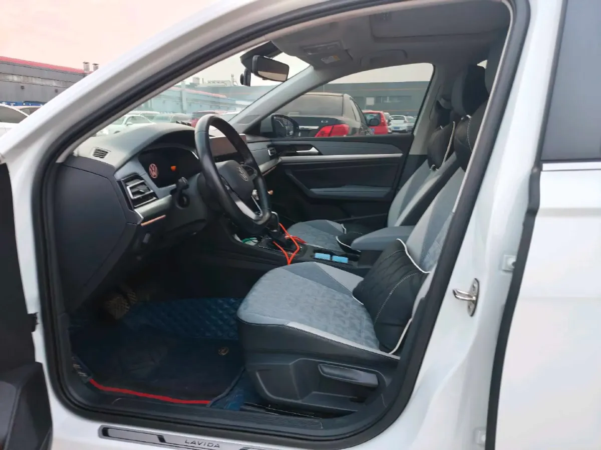 2023 Volkswagen Lavida 1.5L 113HP L4 6AT,autocango,china used car exporter,china ev exporter,chinese used car exporter,chinese used ev exporter