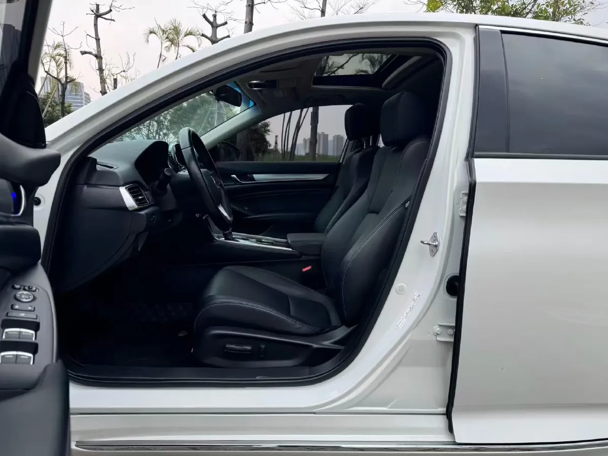 2018 Honda Accord 1.5T 194HP L4 CVT,autocango,china used car exporter,china ev exporter,chinese used car exporter,chinese used ev exporter