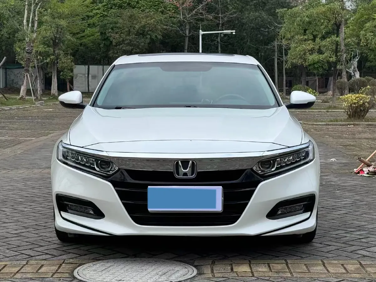 2018 Honda Accord 1.5T 194HP L4 CVT,autocango,china used car exporter,china ev exporter,chinese used car exporter,chinese used ev exporter
