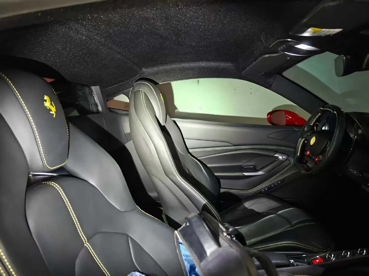 2019 Aston Martin DB11 5.2T 639HP V12 8AT,autocango,china used car exporter,china ev exporter,chinese used car exporter,chinese used ev exporter