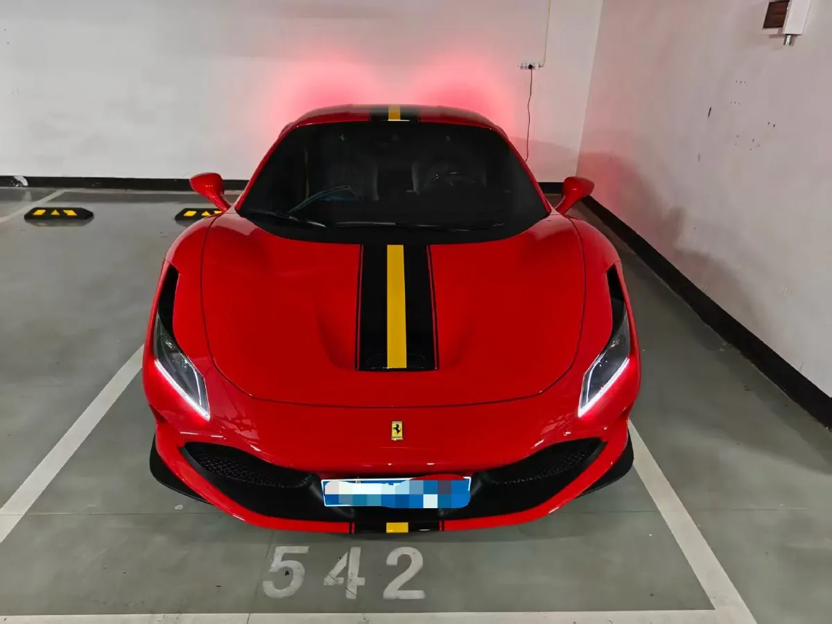 2019 Aston Martin DB11 5.2T 639HP V12 8AT,autocango,china used car exporter,china ev exporter,chinese used car exporter,chinese used ev exporter