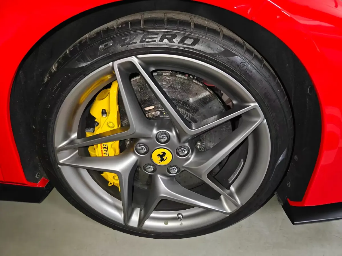 2019 Aston Martin DB11 5.2T 639HP V12 8AT,autocango,china used car exporter,china ev exporter,chinese used car exporter,chinese used ev exporter