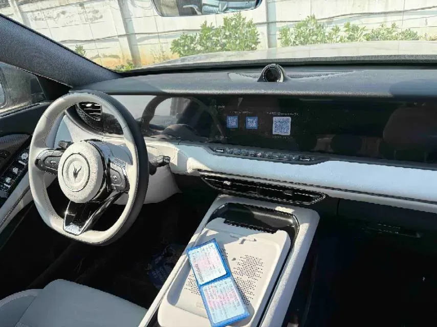 2025 Voyah FREE 1.5T 150HP L4 REEV 43KWH,autocango,china used car exporter,china ev exporter,chinese used car exporter,chinese used ev exporter