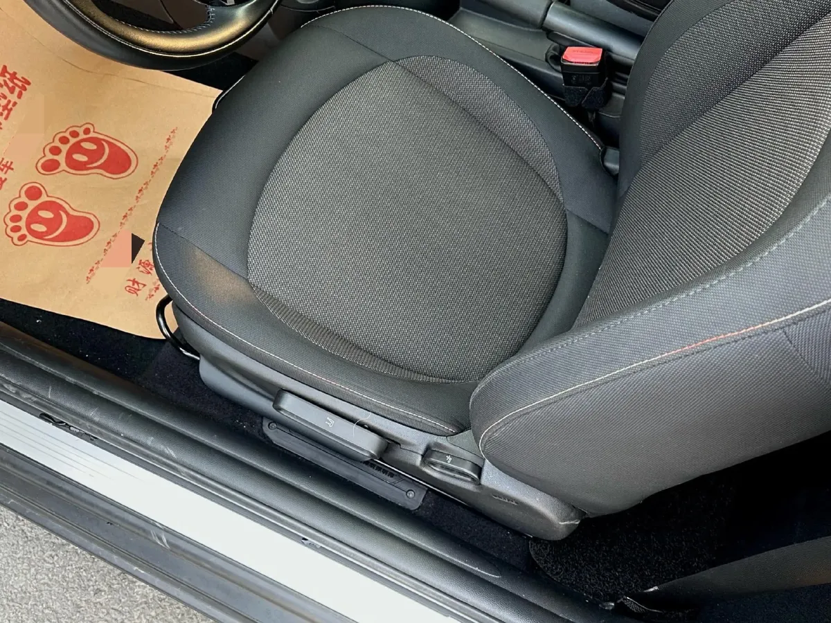 2019 MINI MINI 1.5T 102HP L3 7DCT,autocango,china used car exporter,china ev exporter,chinese used car exporter,chinese used ev exporter