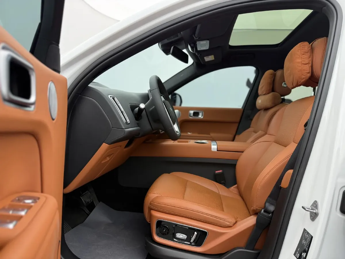 2023 Li L7 Range Extended 154HP REEV 40.9KWH,autocango,china used car exporter,china ev exporter,chinese used car exporter,chinese used ev exporter