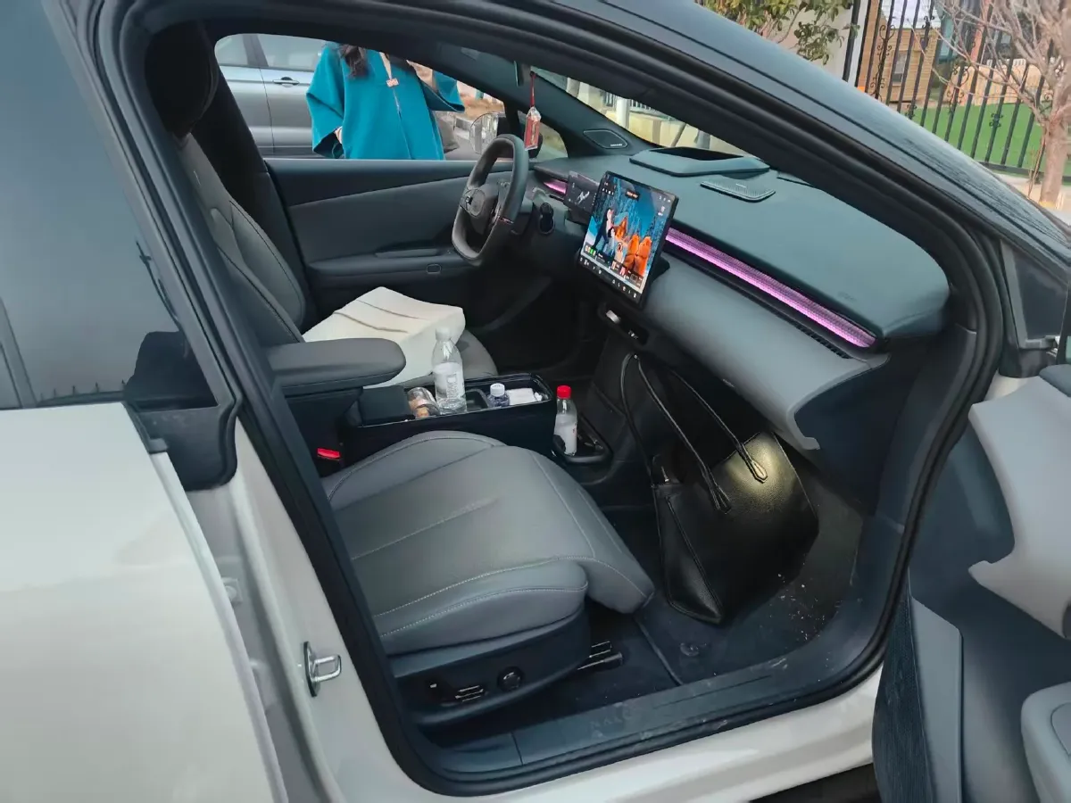 2025 Dongfeng Z9 2.0T 258HP L4 8AT,autocango,china used car exporter,china ev exporter,chinese used car exporter,chinese used ev exporter