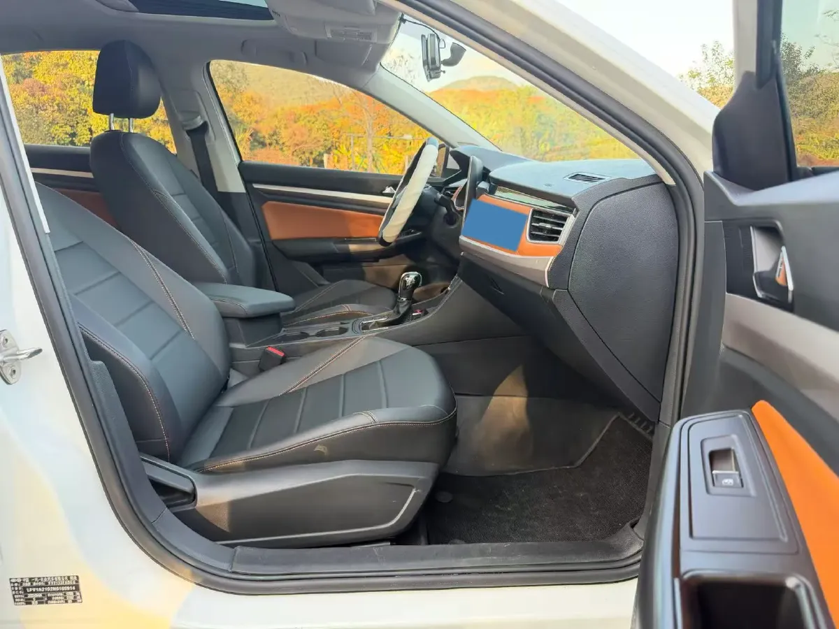 2023 Volkswagen Bora 1.2T 116HP L4 7DCT,autocango,china used car exporter,china ev exporter,chinese used car exporter,chinese used ev exporter