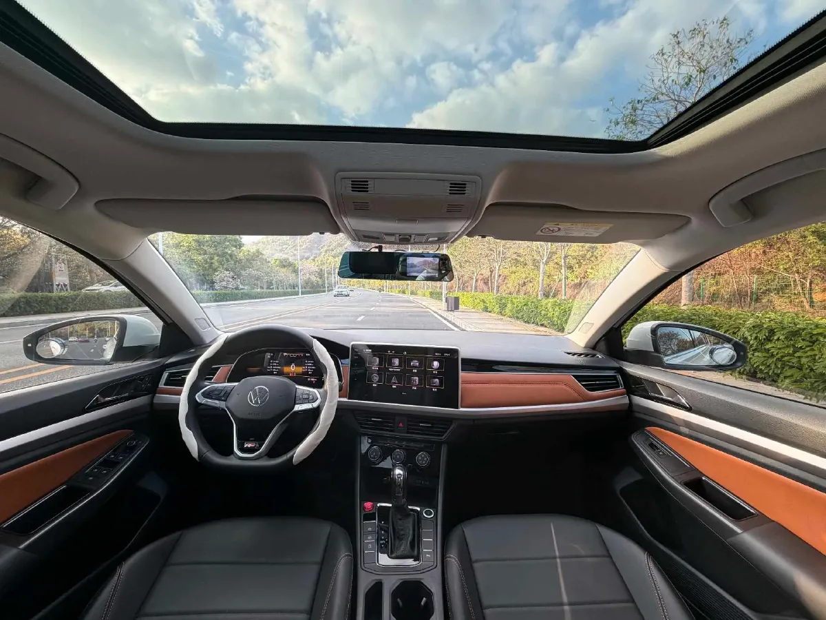 2023 Volkswagen Bora 1.2T 116HP L4 7DCT,autocango,china used car exporter,china ev exporter,chinese used car exporter,chinese used ev exporter