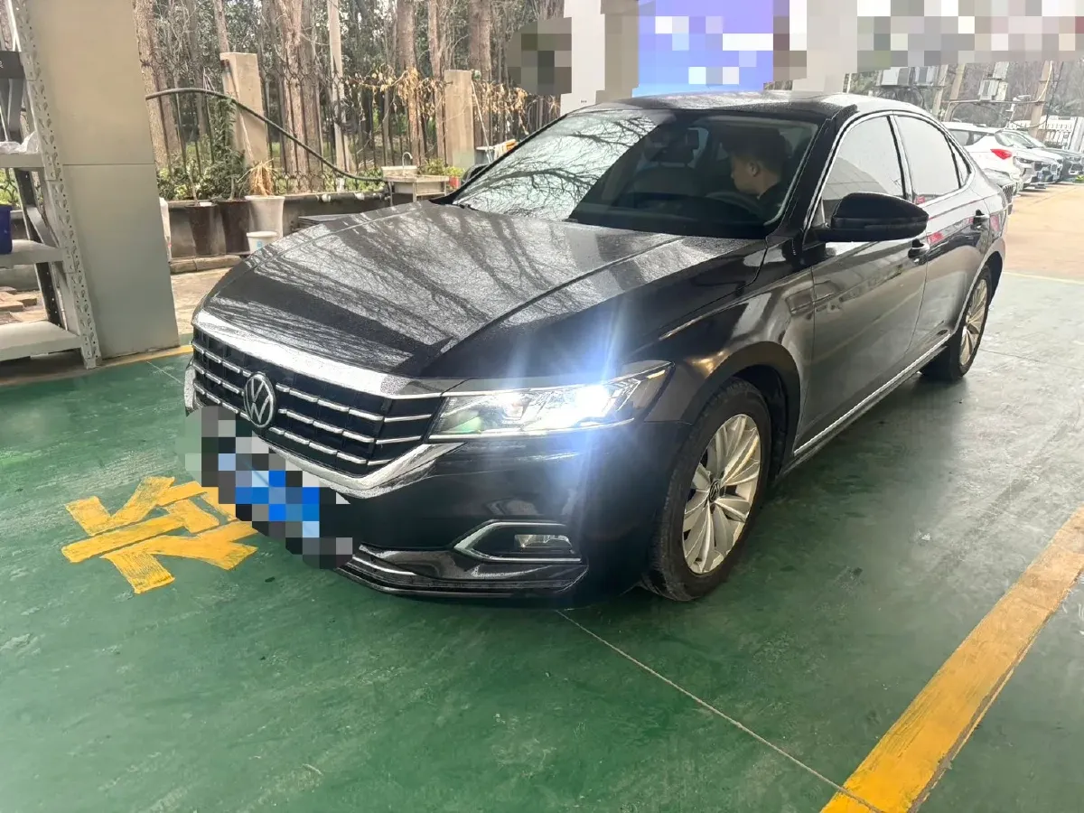 2020 Volkswagen Passat 2.0T 186HP L4 7DCT,autocango,china used car exporter,china ev exporter,chinese used car exporter,chinese used ev exporter
