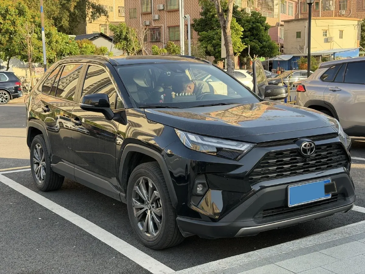 2023 Toyota RAV4 2.0L 171HP L4 CVT,autocango,china used car exporter,china ev exporter,chinese used car exporter,chinese used ev exporter