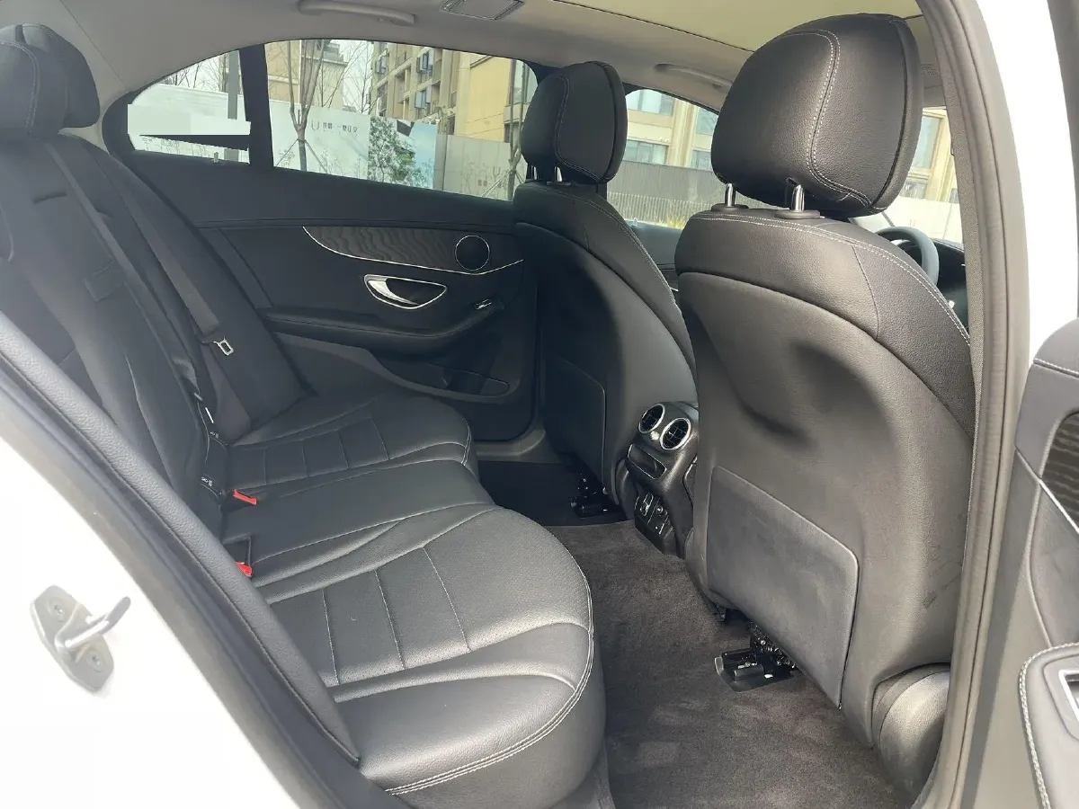 2021 Mercedes-Benz C Class 1.5T 156HP L4 9AT,autocango,china used car exporter,china ev exporter,chinese used car exporter,chinese used ev exporter