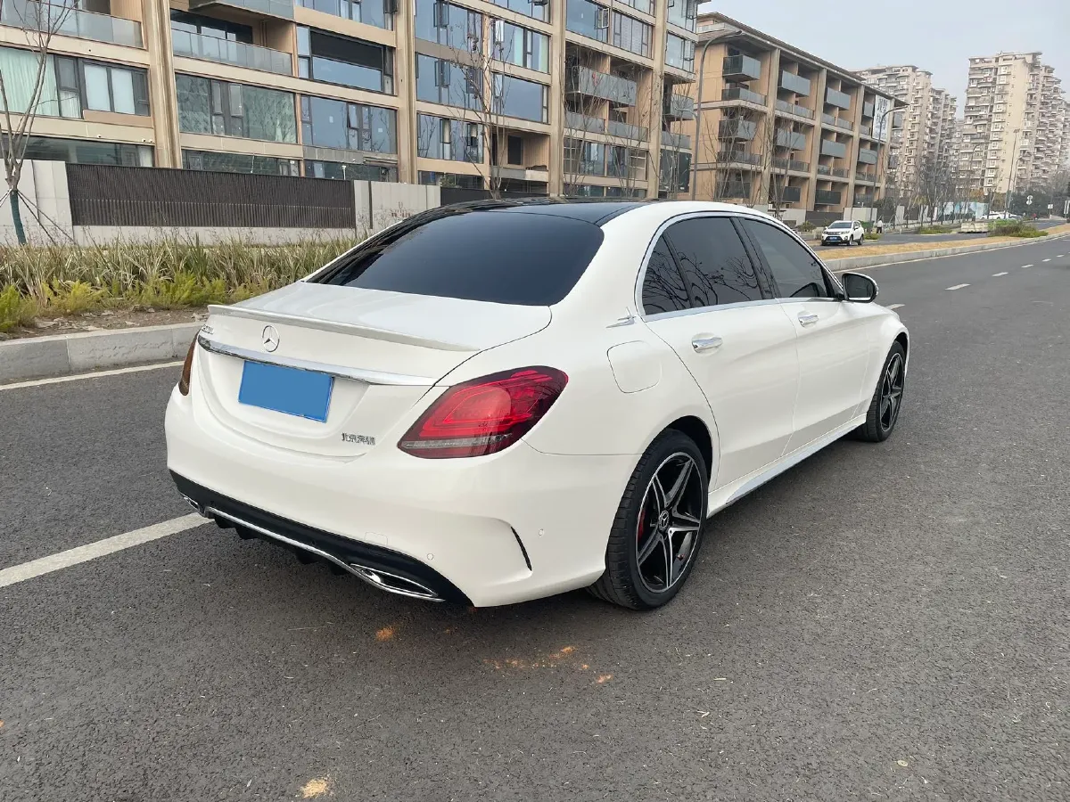 2021 Mercedes-Benz C Class 1.5T 156HP L4 9AT,autocango,china used car exporter,china ev exporter,chinese used car exporter,chinese used ev exporter