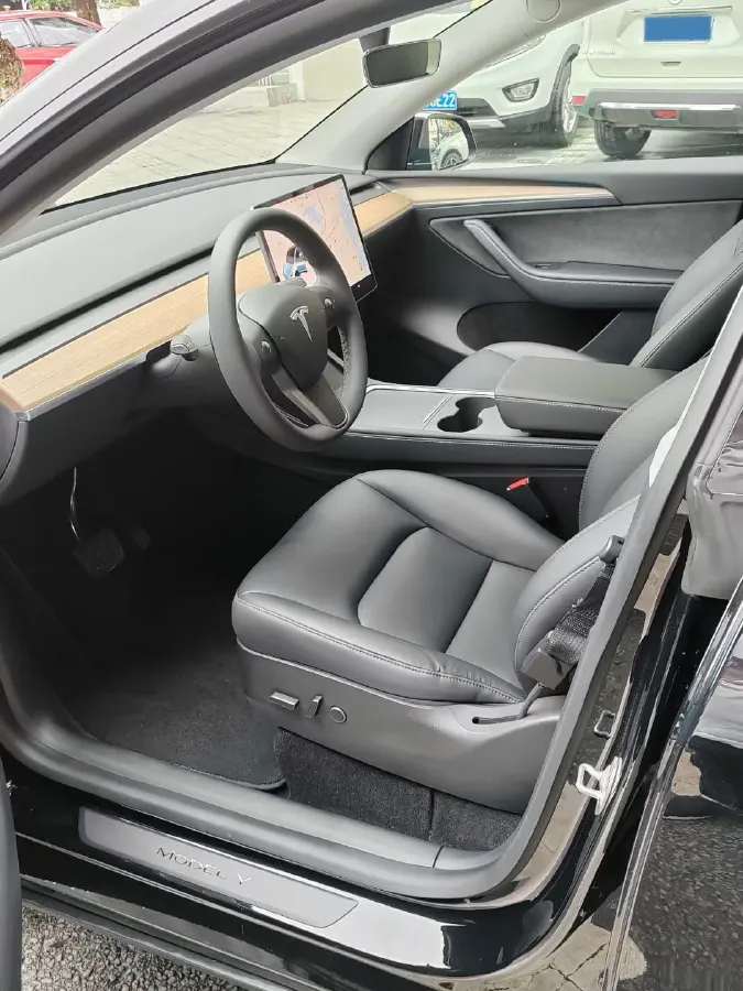 2021 Tesla Model Y BEV 60KWH,autocango,china used car exporter,china ev exporter,chinese used car exporter,chinese used ev exporter